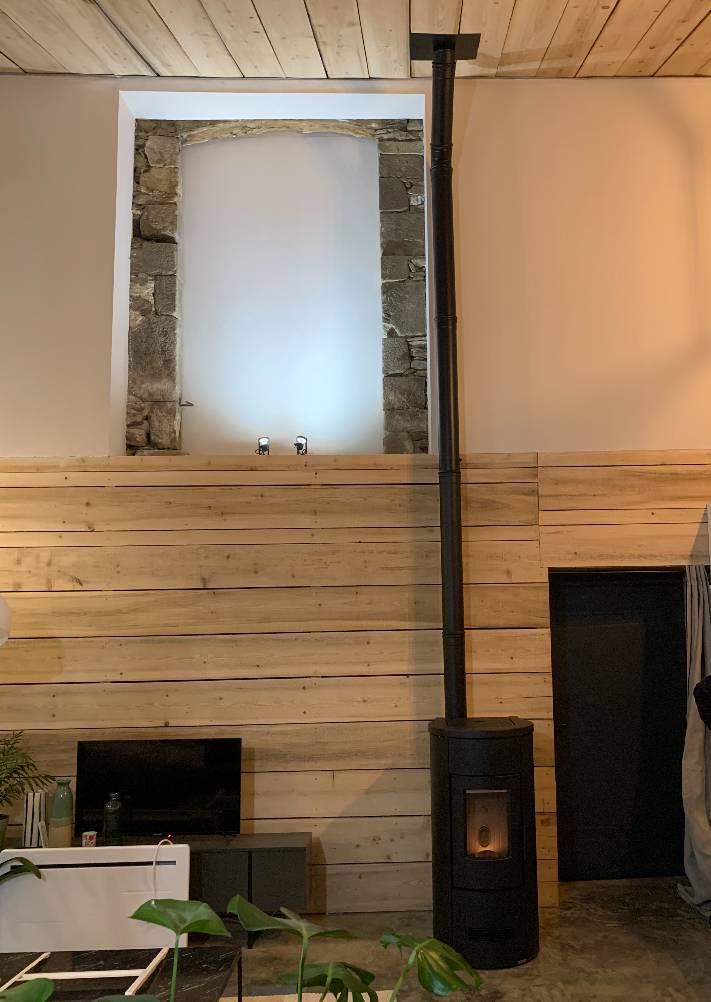 Installation d'un poêle a granulés Piazzetta P120T a Saint-Chamond (Loire)