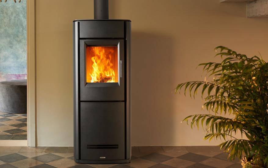 Achat de poêle à bois rustique en fonte Vermont Castings avec ramonage annuel et contrat d'entretien pour garantir un fonctionnement optimal Saint-Chamond 42400 (Loire)