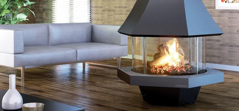 Cheminée JC Bordelet Eolia 907, hotte torsadée spectaculaire, création architecturale unique apportant mouvement et originalité dans votre intérieur à Rive-de-Gier